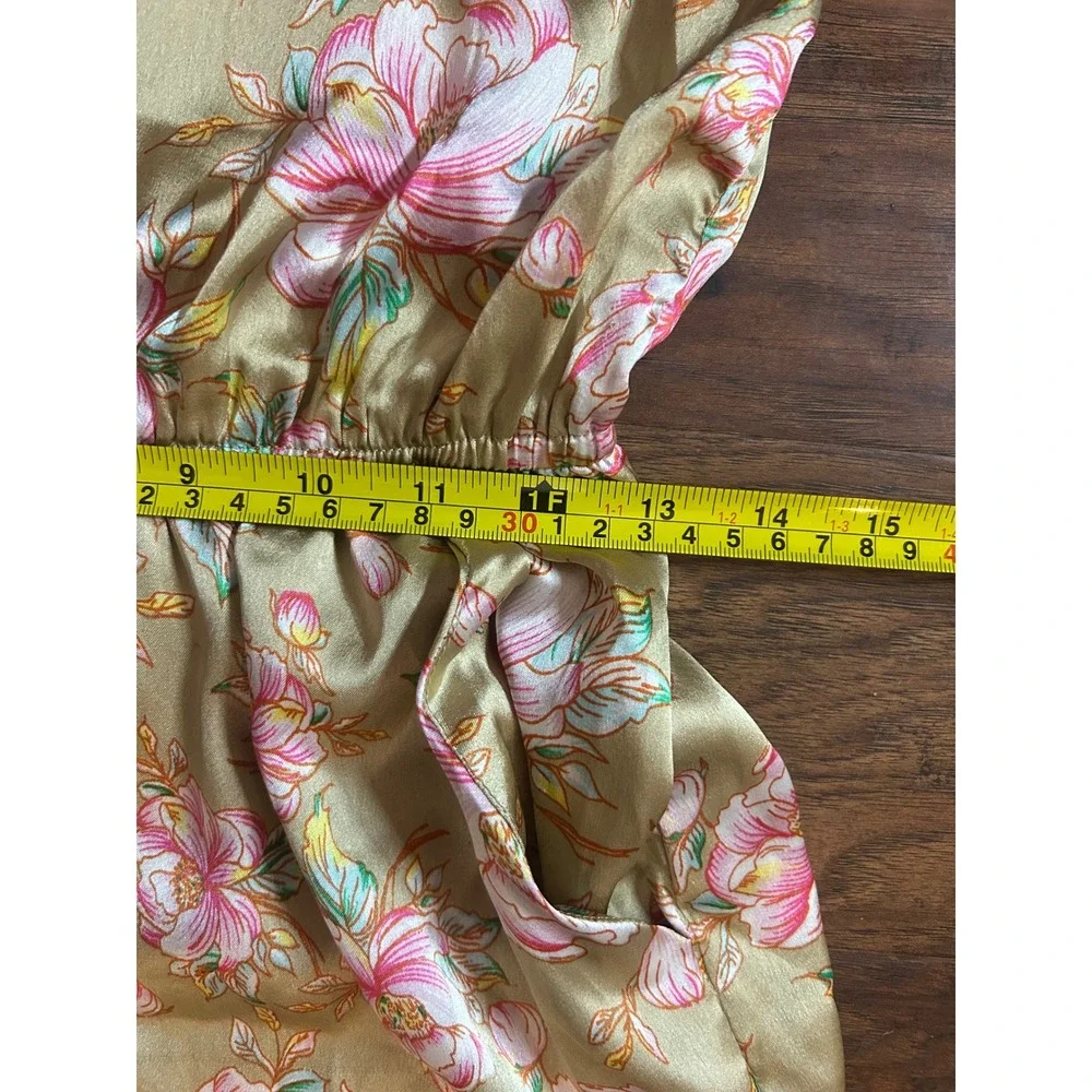 NWT Nasty Gal Nude Satin Floral Halter Jumpsuit Women Size 6 Wide Leg Pockets - Picture 11 of 16